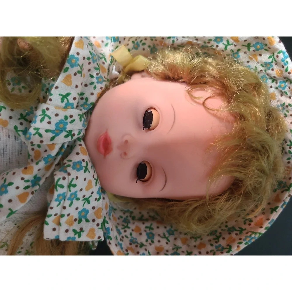 Baby‎ Doll Soft Body Sleepy Eyed Blond Hair